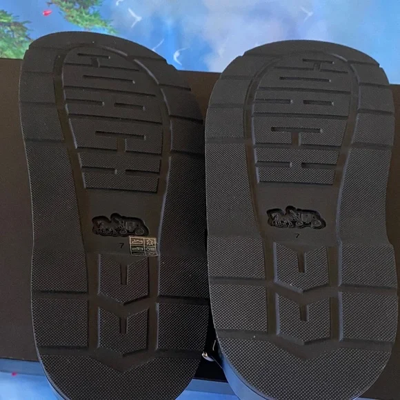 NWT COACH
Women's Sculpted C Loved Leather
Platform Clogs - Picture 10 of 16